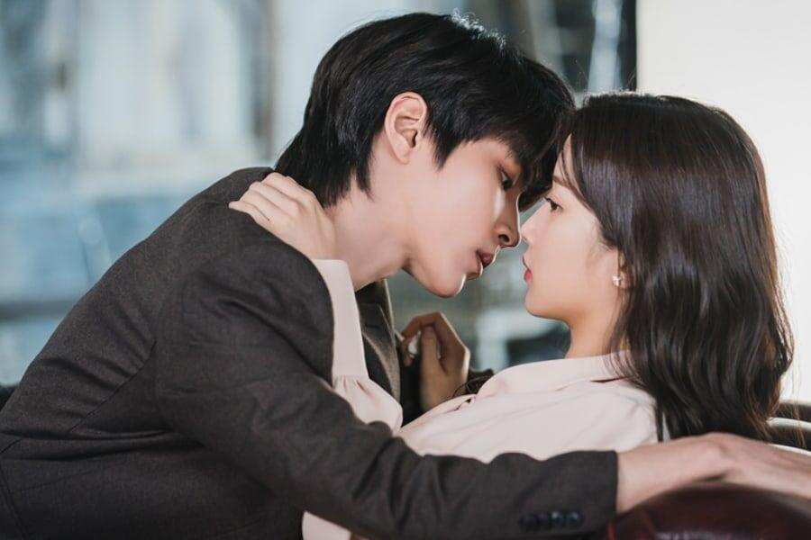 Hwang In Yeop And Moon Ga Young Share Heart-Fluttering Moment In “True Beauty” | Soompi